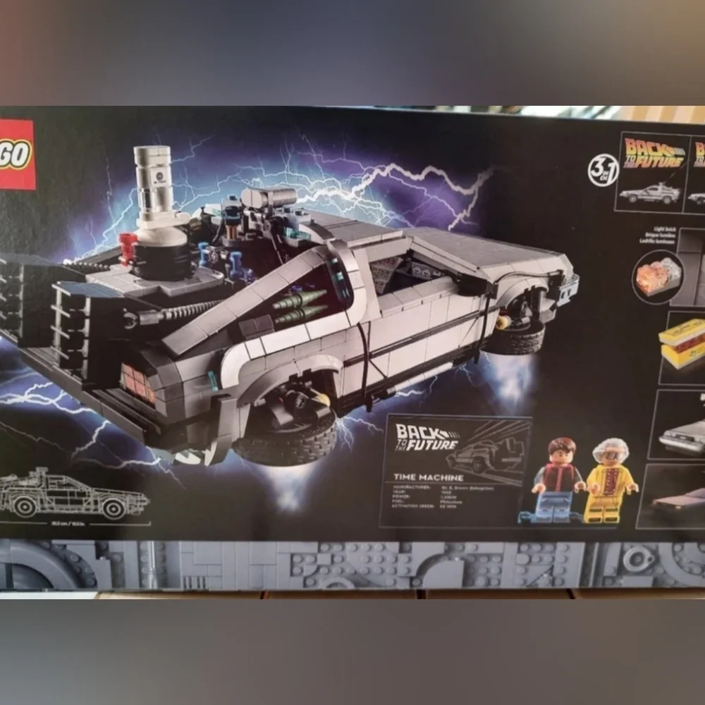 Lego 10300 back